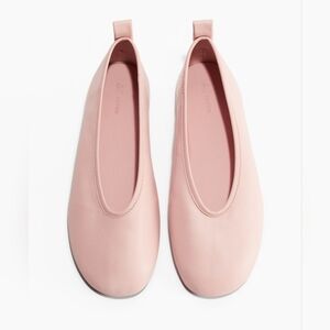 H&M Pink Ballet Flats with Streamlined Silhouette